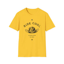 Carica l'immagine nel visualizzatore di Gallery, YEAH COWBOY COOLER KING Unisex Softstyle T-Shirt