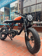 Carica l'immagine nel visualizzatore di Gallery, Cooler Kub 250S - Road Legal - Dual Removable Battery, 80 Mile Range