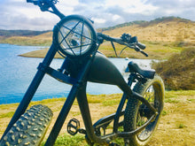 Carica l'immagine nel visualizzatore di Gallery, Cooler King 750S BLACK EDITION eBike - 48v, Retro Style Electric Bike