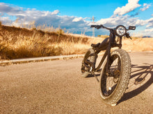 Carica l'immagine nel visualizzatore di Gallery, Cooler King 750S BLACK EDITION eBike - 48v, Retro Style Electric Bike