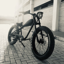 Carica l'immagine nel visualizzatore di Gallery, Cooler King 750S BLACK EDITION eBike - 48v, Retro Style Electric Bike