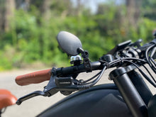 Charger l'image dans la galerie, Rétroviseur discret sous le guidon - Montage à gauche ou à droite pour vélos Cooler King