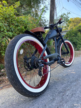 Cargar imagen en el visor de la galería, US DISPLAY MODEL - Cooler King 750ST8 eBike - 48v, Retro Style Electric Bike