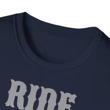 Cargar imagen en el visor de la galería, NO RULES COOLER KING Unisex Softstyle T-Shirt