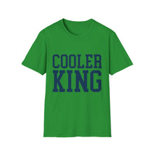 Laden Sie das Bild in den Galerie-Viewer, COOLER KING College Unisex Softstyle T-Shirt