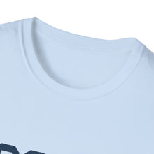 Laden Sie das Bild in den Galerie-Viewer, COOLER KING College Unisex Softstyle T-Shirt