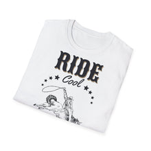 Carica l&#39;immagine nel visualizzatore di Gallery, REAL LIFE COOLER KING Unisex Softstyle T-Shirt