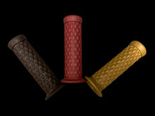 Carica l'immagine nel visualizzatore di Gallery, Silicon Rubber Feel 25mm eBike Handlebar Grips