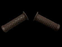 Carica l'immagine nel visualizzatore di Gallery, Silicon Rubber Feel 25mm eBike Handlebar Grips