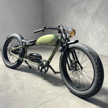 Load image into Gallery viewer, Cooler King Royale – 1500W Low Rider eBike
