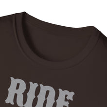 Cargar imagen en el visor de la galería, NO RULES COOLER KING Unisex Softstyle T-Shirt