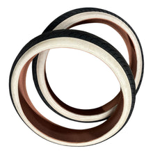 Cargar imagen en el visor de la galería, USED Pair 26x4.0 Whitewall Tyres
