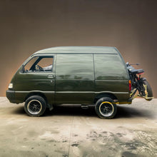 Load image into Gallery viewer, Cool Hijet Mini Van  - Daihatsu Hijet Gullwing with matching Cooler Kub 750S
