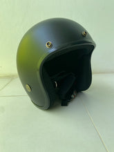 Load image into Gallery viewer, Cooler King Helmet - Matt Black - Black Lined