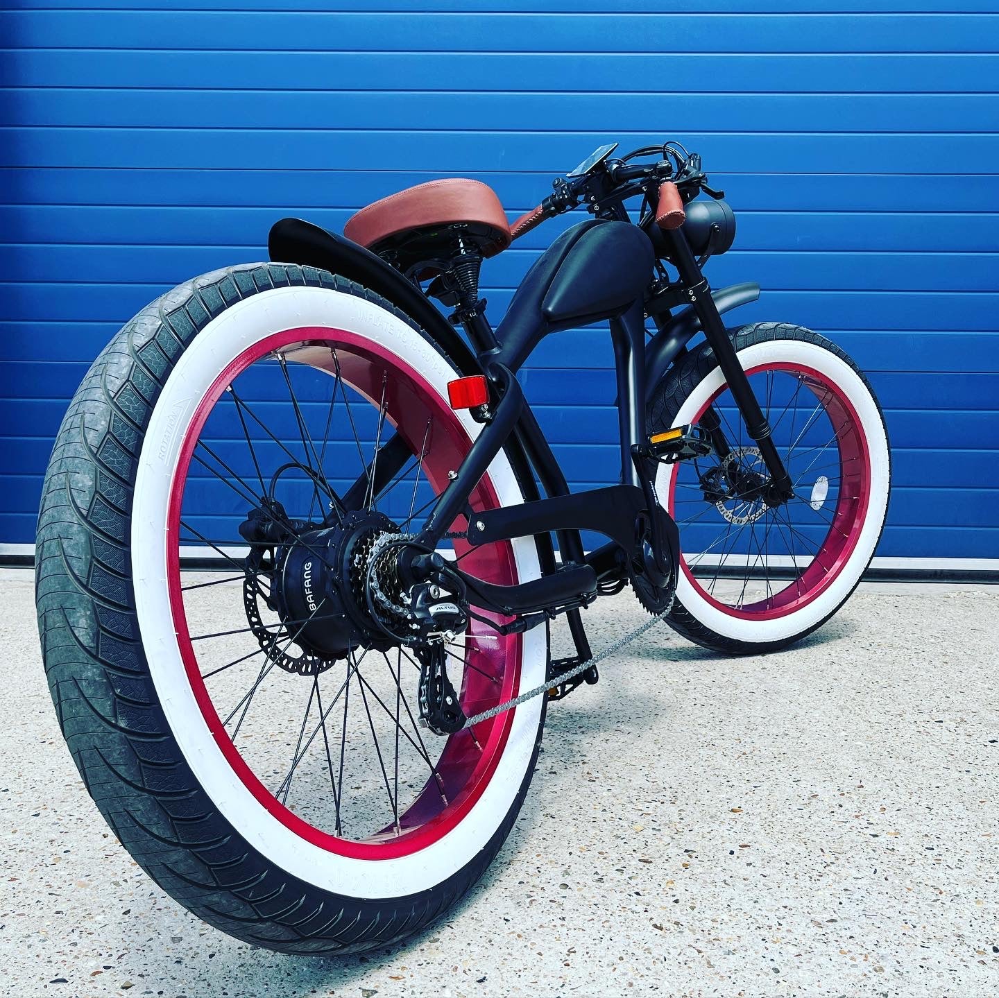 elektro fahrrad custom e bike cruiser Cooler King 750ST8 eBike – 48 V, Elektrofahrrad im Retro-Stil – Cooler King eBikes